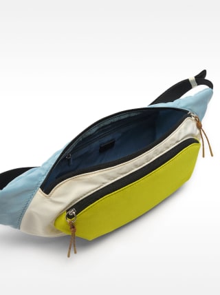 Bolso riñonera de nylon por 9.99€