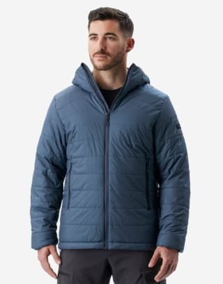 Chaqueta acolchada de montaña y trekking con capucha Hombre Forclaz MT100 por 17.99€