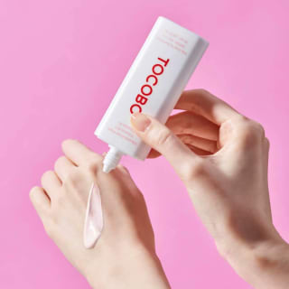 Tocobo Vita Tone Up Sun Cream SPF50+ PA++++ $17.790 Disponible en Sokobox, Chile
