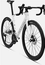 Van Rysel RCR-R Shimano 105 Di2 Road Bike £2,999