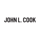 Faldas y shorts con hasta 60% de descuento por John L. Cook