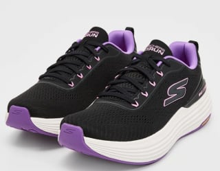 Skechers MAX CUSHIONING SUSPENSION VOYAGER - Zapatillas running asfalto - negro 57.90