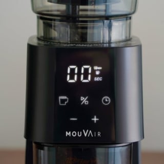 Molinillo de Café Eléctrico Grind Mouvair $79.990 disponible en El Volcan, Chile