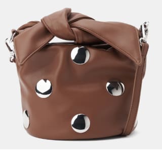 Bolso de mano con tachuelas Jo & Mr. Joe por 18.38€