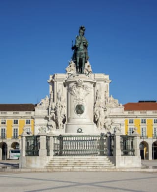Retourvlucht Eindhoven - Lissabon voor €83