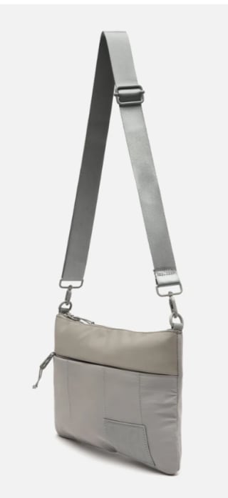 Bolso bandolera en nylon por 12€