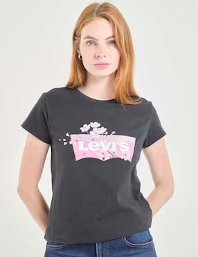 Playeras de Levi's con 30% de descuento | Suburbia