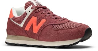 New Balance Lage sneakers U574 dames rood voor €45,60 bij Bol
