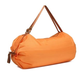 Bolsa de compra por 3.99€.