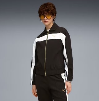 Puma Chaqueta de Chándal T7 para mujer por 25€.