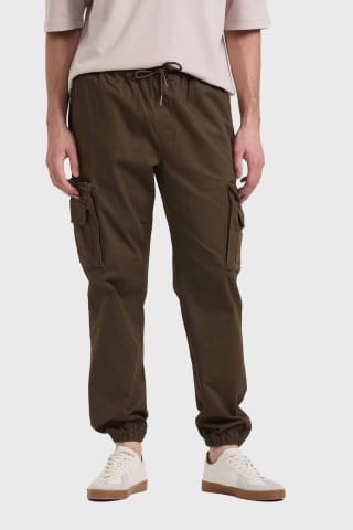 Pantalón Hombre Cargo Verde por $9.000