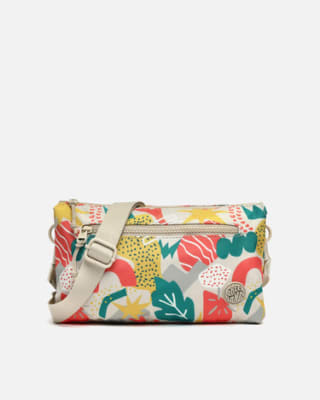 Bolso bandolera pequeño en nylon reciclado por 12€