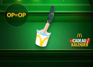 1 McFlurry kerstbal bij McDonalds