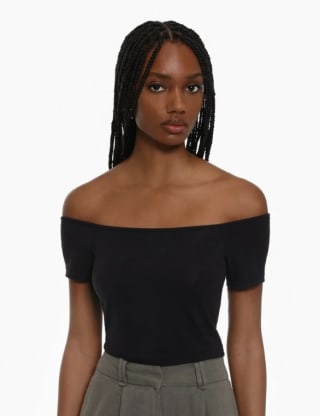 Oferta hasta 97% descuento ropa mujer de todo tipo desde solo 0,99€ Lefties, Bershka