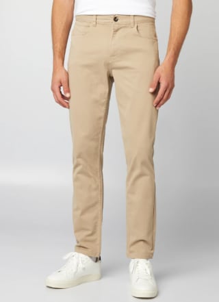 Chino slim 5 poches - L32 à 4,50€