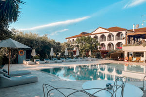 8 dagen Tesoro Hotel All Inclusive - Zakynthos (Griekenland) voor €359 p.p