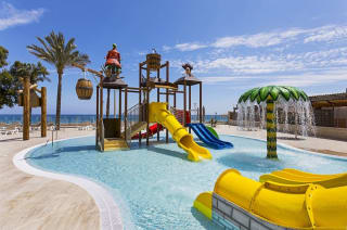 Roquetas del Mar 1 noche Hotel 4* con Desayuno y Piscina Splash por 30€