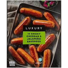 Iceland Smoky Cheddar & Jalapeño Sausages 600g for £2