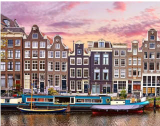 Paseos en barco por ciudades europeas desde 162€