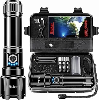 Zaklamp LED Oplaadbaar - 1200 Lumen voor €19,99 bij Amazon