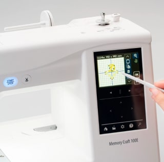 BORDADORA JANOME MEMORY CRAFT 100E Precio Internet $574.990 solo en Ripley, Chile