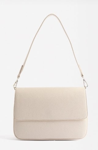 Bolso Bandolera con solapa por 12.99€.