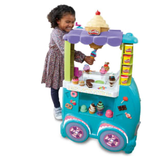 Camion de glace géant à 83,74€