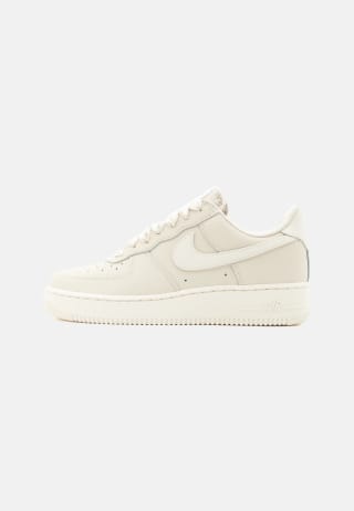 Nike Sportswear AIR FORCE 1 RETRO PRM SE Zapatillas por 72.20€