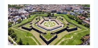 Pirineos Junior Suite con piscina con hasta -30%.