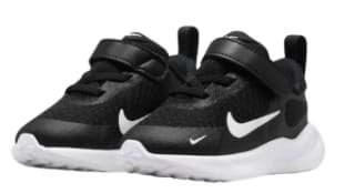 Nike Revolution 7 Kids sneakers voor €23,95 bij Plutosport