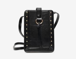 Portamóvil con tachuelas por 7.99€.