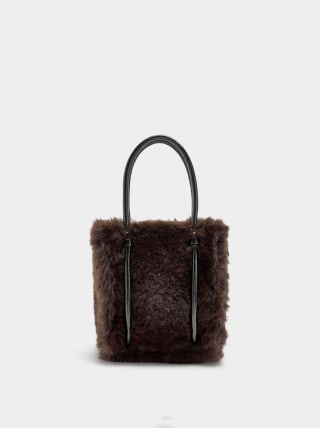 Parfois Bolso Tote efecto pelo color oscuro por 7.99€