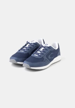 Zapatillas John Smith mujer y hombre desde solo 5.99€ en Carrefour