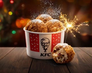 Gratis KFC oliebol te proeven in Utrecht, Hoog Catharijne