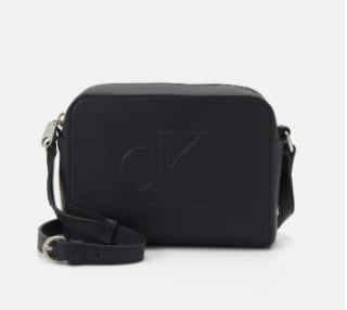 Sac bandoulière Calvin Klein Sculpted Camera Bag à 67,95€
