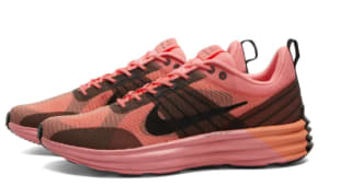 Paniers Nike Lunar Roam Pink Gaze à 48€