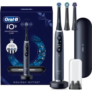 Oral-B iO9 Elektrische Tandenborstel - Holiday Giftset voor €159 bij Coolblue
