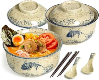 Niturceal juego de 2 cuencos de cerámica para ramen (28 oz) por $562 en Amazon