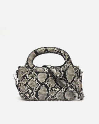 Bolso de fiesta animal print con asa bandolera extraíble por 9€