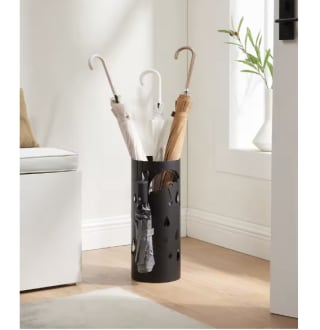 SONGMICS Paragüero Redondo Metal 4 Ganchos Bandeja Extraíble 17x41cm Negro por 13.72€