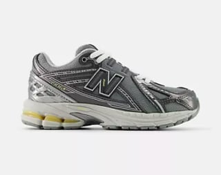 New Balance 1906 Lace Dark Silver Metallic por 54,00€