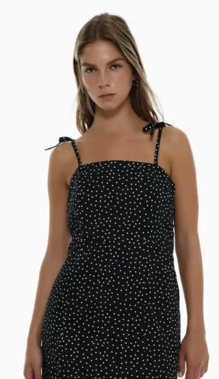 Oferta hasta 97% descuento ropa mujer de todo tipo desde solo 0,99€ Lefties, Bershka