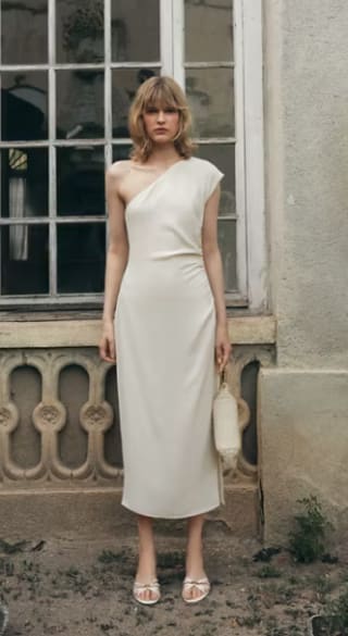 Vestido asimétrico fruncido por 11.99€