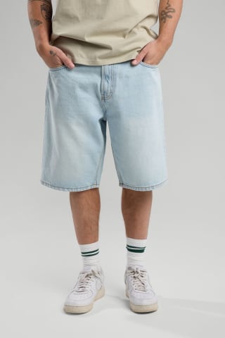 Nate Denim shorts (L) voor €10 bij America Today