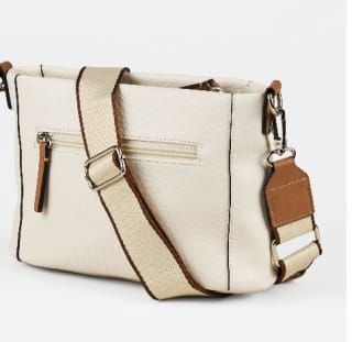 Bandolera textura grano por 15.99€