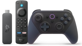 Fire TV Stick 4K Select + Mando Luna Pack para juegos en streaming por 58.99€