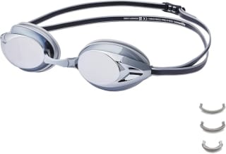 Anteojos de Natación Amazon Basics por $167 | Amazon