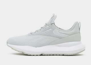 Preciazo en Zapatillas deportivas Fila y Reebok desde solo 15€ y con envío gratis