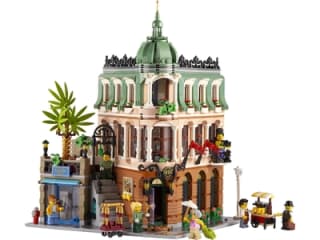 LEGO Icons 10297 Boetiekhotel voor €199 bij Intertoys