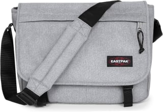 Eastpak DELEGATE + Shoudertas, 17 inch laptopvak Sunday Grey voor €25,64 bij Amazon